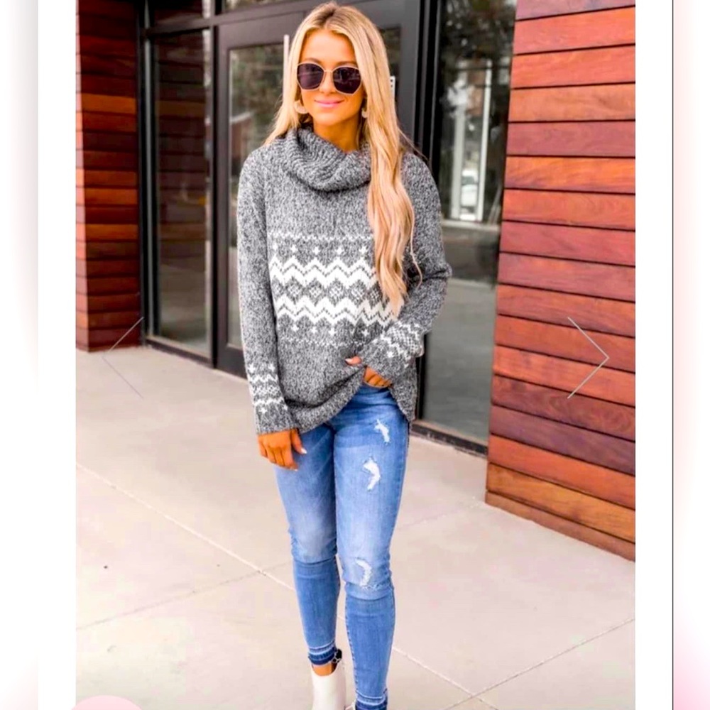 Pink Lily Mountain Escape Cowl Neck Sweater, size Medium